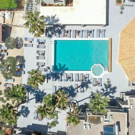 Nana Angela Aparthotel