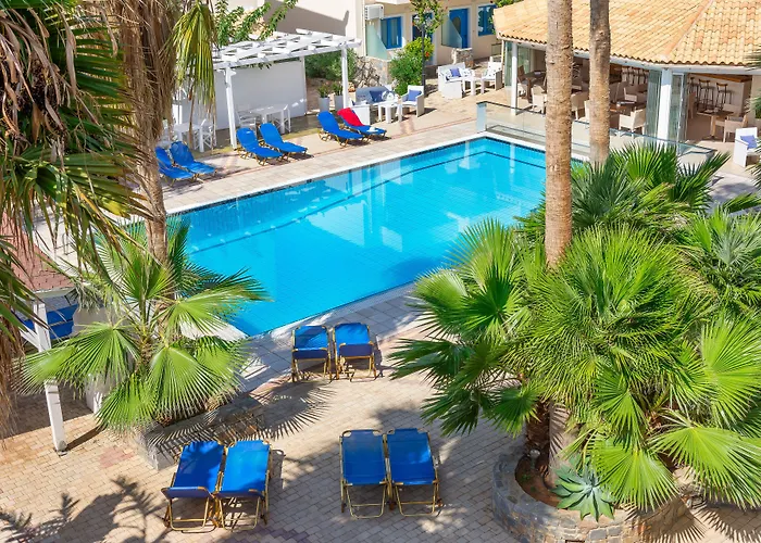 Nana Angela Aparthotel 3*