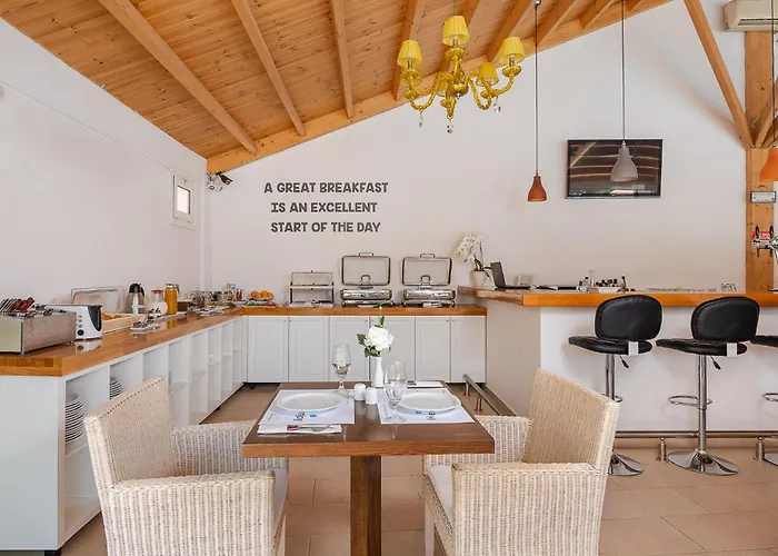 Nana Angela خيرسونِسوس