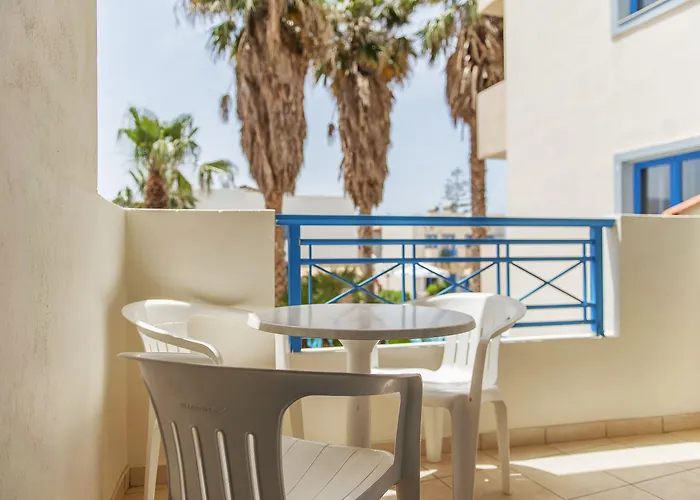 Nana Angela 3* خيرسونِسوس